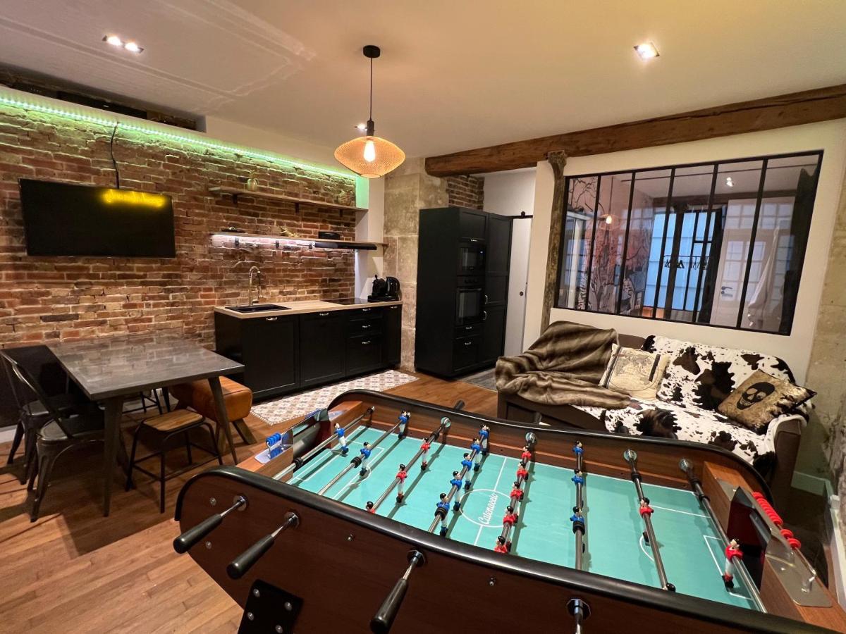 Good Vibes Luxurious Loft In Paris 11Th, With Ac & Table Football Apartman Kültér fotó